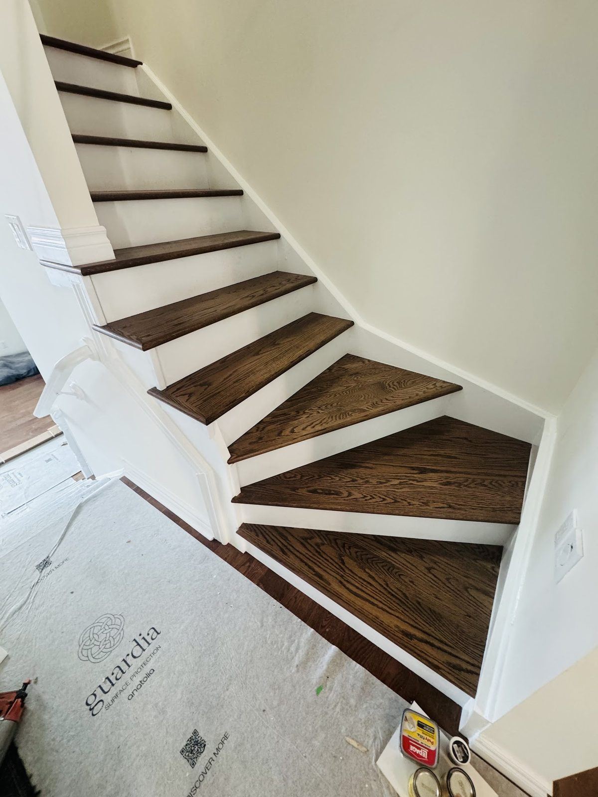 Oak capped stairs, white risers