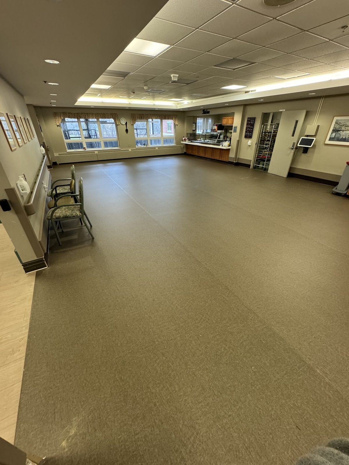 Commercial heat-weld sheet vinyl